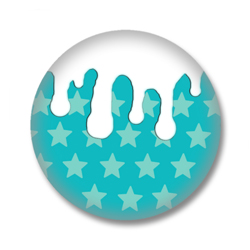 Kitsch Button mit türkisen Sternen